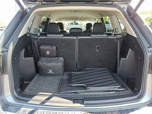 Used 2023 Volkswagen Atlas SE image 28