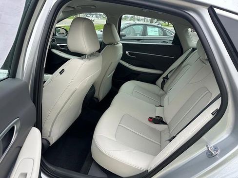 New 2025 Hyundai Sonata SEL image 9