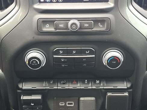 Used 2024 Chevrolet Silverado 2500 Custom w/ Custom Convenience Package image 35