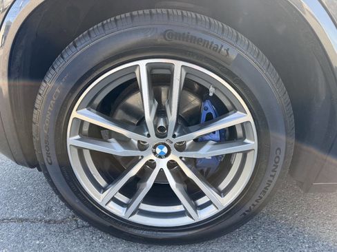 Used 2018 BMW X3 M40i image 12