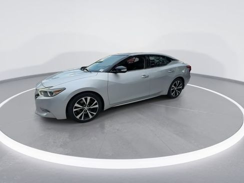 Used 2017 Nissan Maxima 3.5 SL FWD image 4