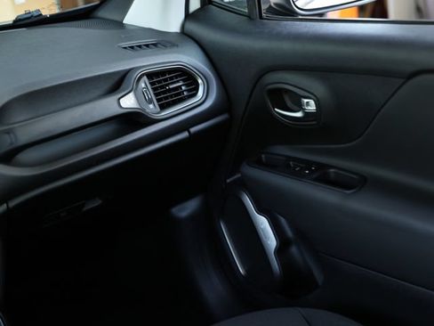Used 2022 Jeep Renegade Sport AWD/4WD image 28