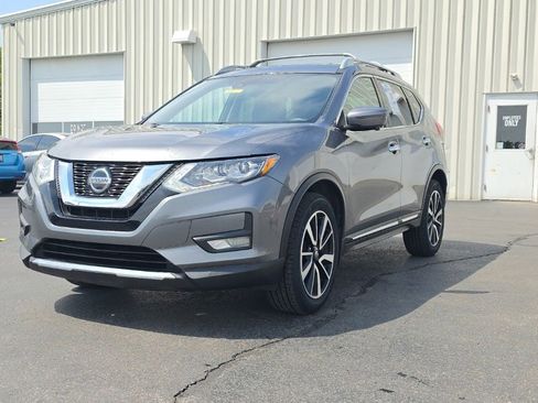 Used 2020 Nissan Rogue SL w/ Premium Package AWD/4WD image 3