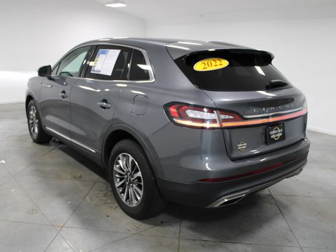 Used 2022 Lincoln Nautilus Reserve AWD/4WD image 7