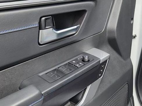 Used 2024 Toyota Tundra Platinum image 7