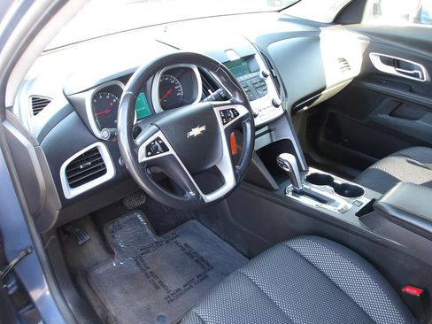 Used 2011 Chevrolet Equinox LT w/ Driver Convenience Package AWD/4WD image 9