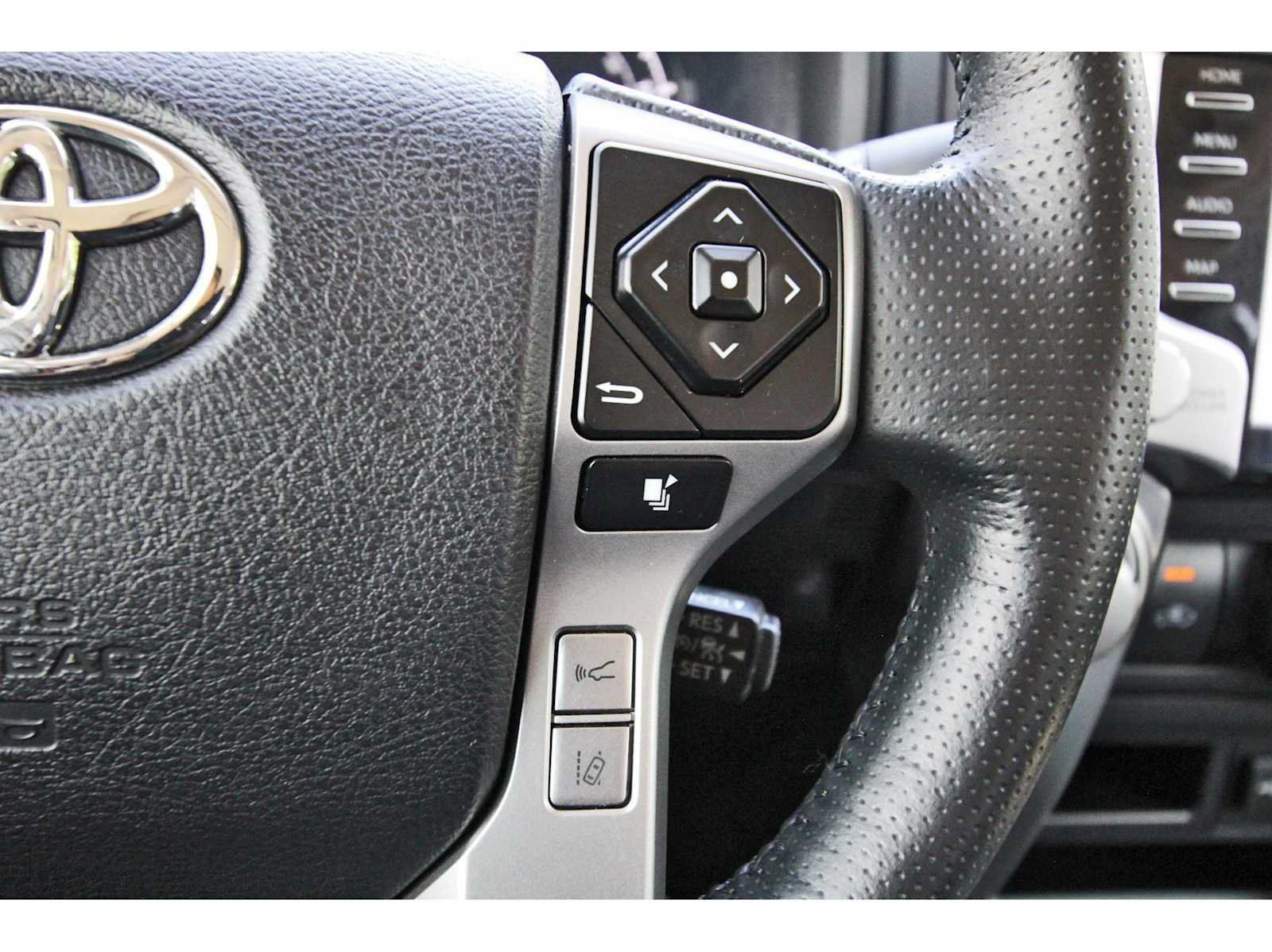 Used 2023 Toyota 4Runner SR5 Premium w/ Moonroof Package RWD image 16