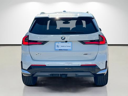 New 2026 BMW X1 xDrive28i w/ Convenience Package AWD/4WD image 4