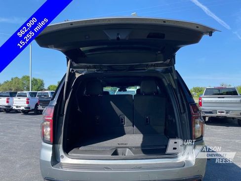 Used 2023 Chevrolet Tahoe Z71 w/ Luxury Package AWD/4WD image 18