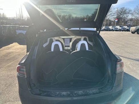 Used 2020 Tesla Model X Long Range image 23