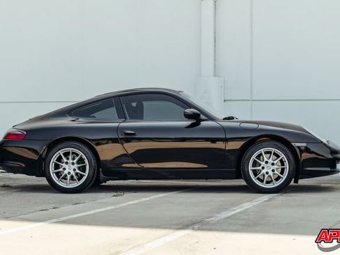 Used 2004 Porsche 911 Carrera RWD image 13