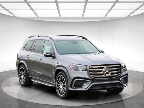 New 2026 Mercedes-Benz GLS 450 4MATIC image 5