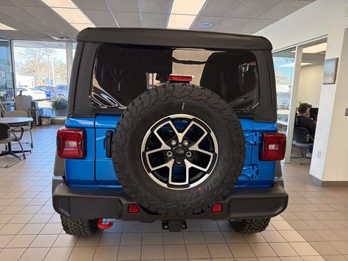 New 2026 Jeep Wrangler Unlimited Rubicon AWD/4WD image 7