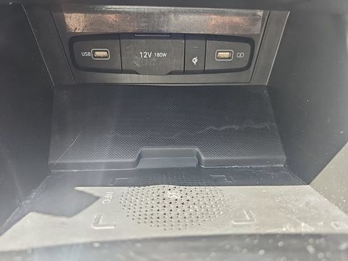 Used 2022 Hyundai Tucson Limited AWD/4WD image 20