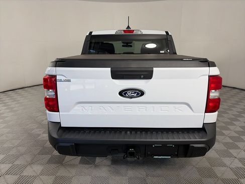Used 2025 Ford Maverick XL FWD image 6