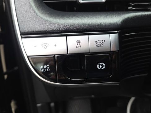 Certified 2023 Hyundai Ioniq 5 SEL image 11