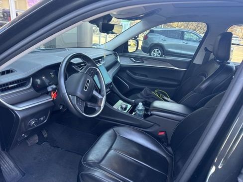 Used 2022 Jeep Grand Cherokee L Limited w/ Luxury Tech Group II image 7