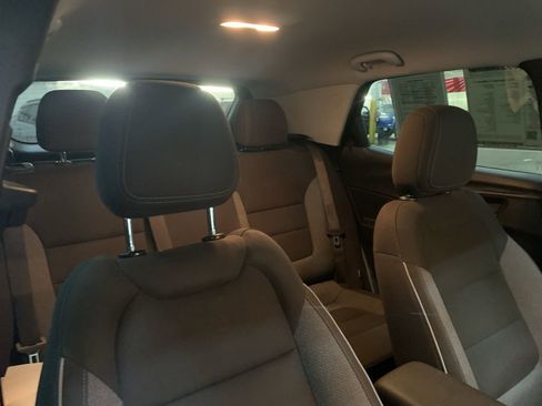 Used 2021 Chevrolet TrailBlazer LT w/ Convenience Package image 18