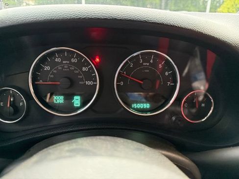 Used 2014 Jeep Wrangler Sport w/ Quick Order Package 23S AWD/4WD image 6
