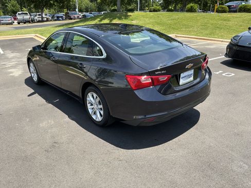 Used 2023 Chevrolet Malibu LT w/ Driver Confidence Package FWD image 8