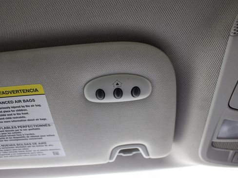 Used 2016 Ford Fusion SE w/ Equipment Group 202A FWD image 18