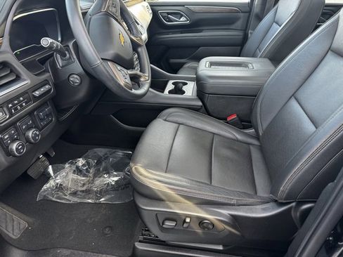 Certified 2023 Chevrolet Suburban High Country image 5