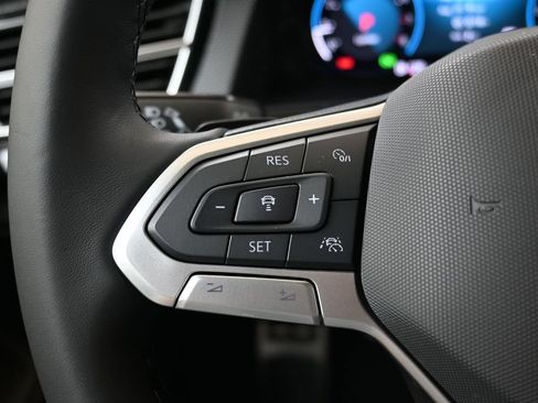 New 2026 Volkswagen Atlas Cross Sport SEL R-Line AWD/4WD image 27