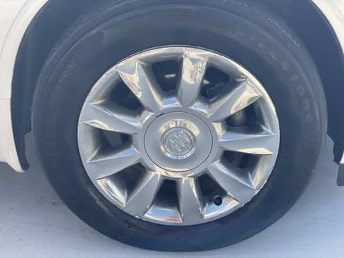 Used 2013 Buick Enclave Premium AWD/4WD image 12