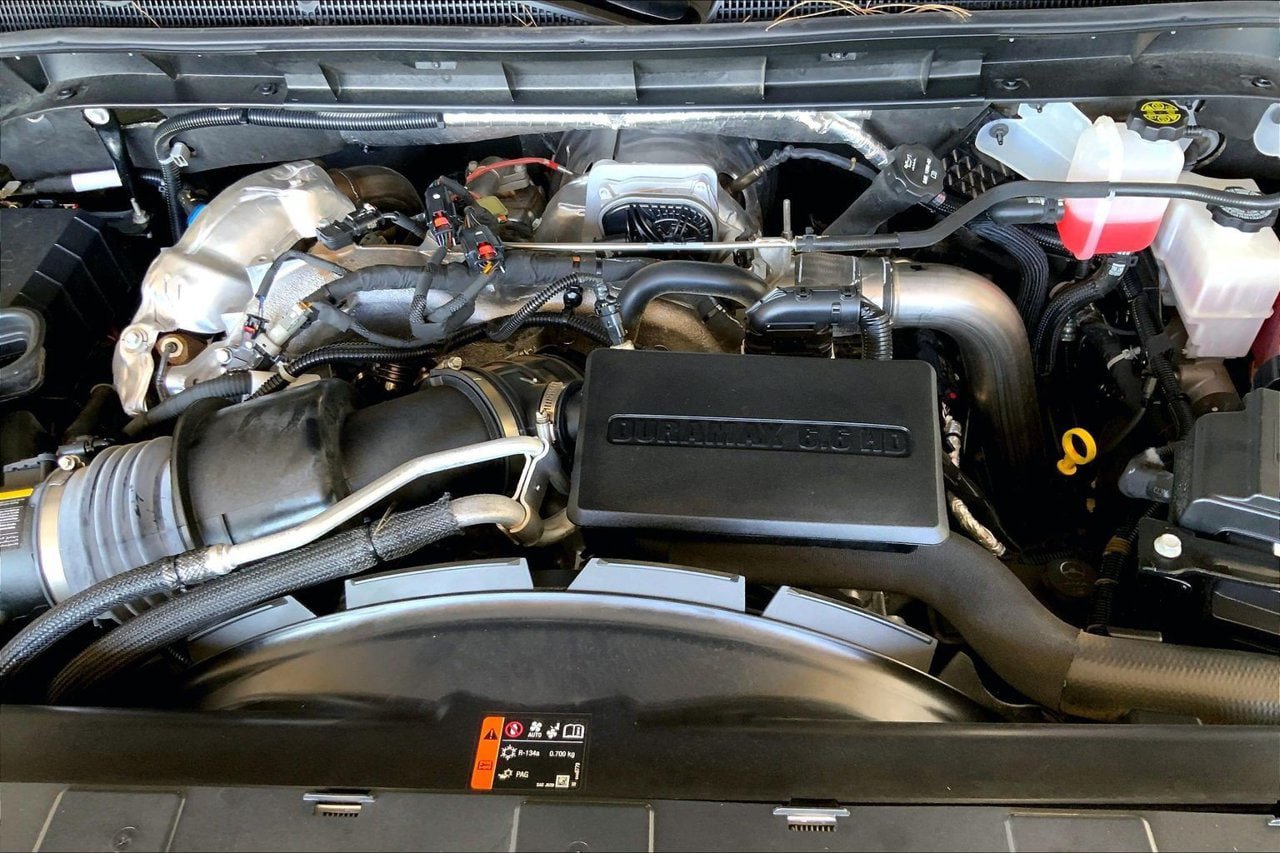 Used 2024 GMC Sierra 2500 AT4 w/ AT4 Premium Plus Package AWD/4WD image 32