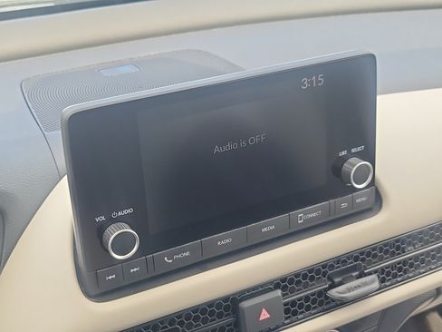 Used 2024 Honda HR-V LX image 17