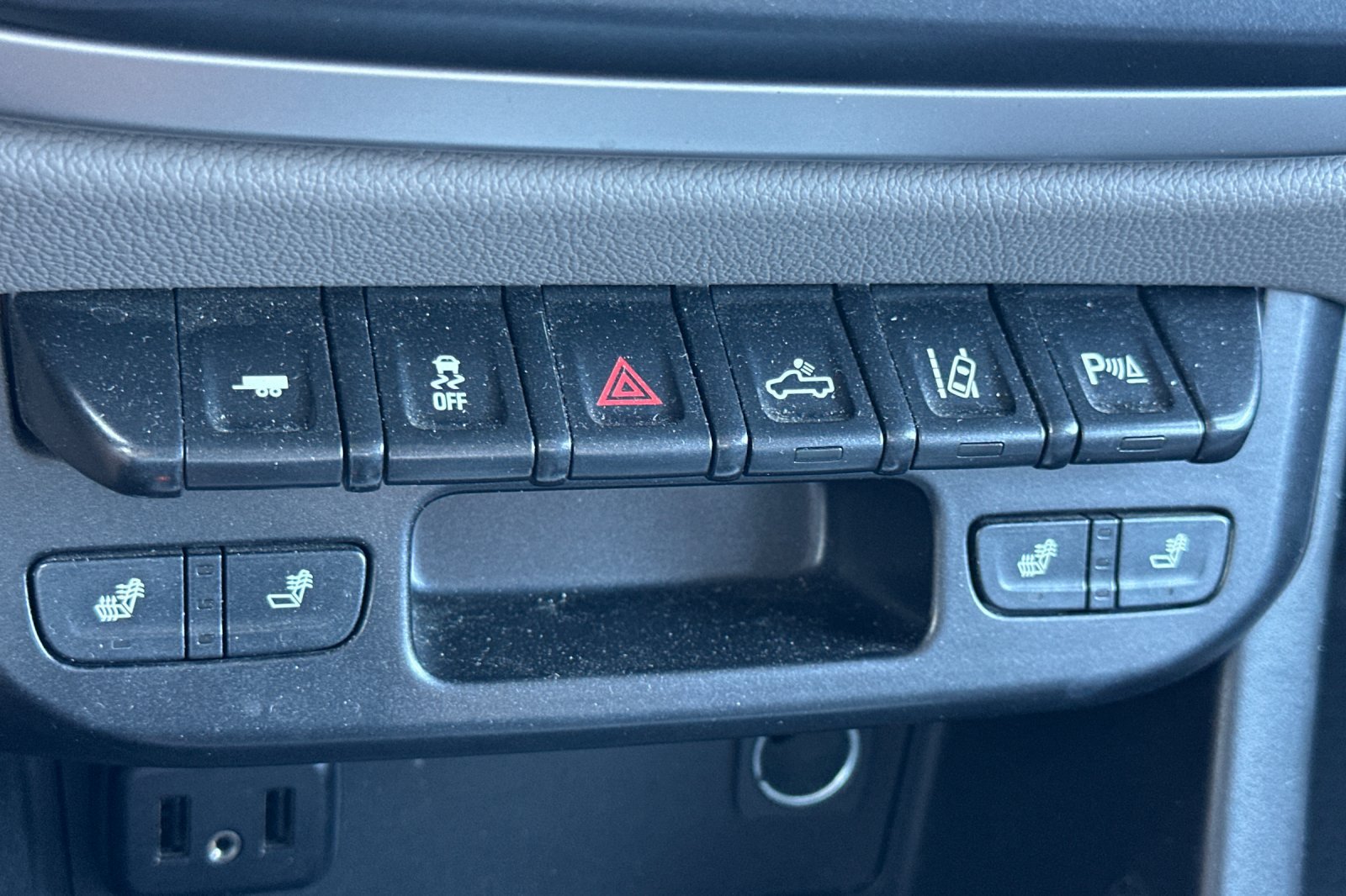 Used 2019 Chevrolet Colorado LT w/ Redline Special Edition AWD/4WD image 50