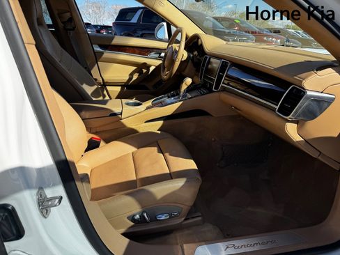 Used 2012 Porsche Panamera 4 image 26