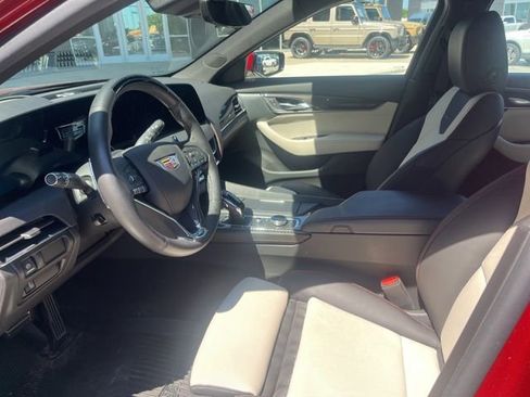 Used 2025 Cadillac CT5 V w/ Technology Package AWD/4WD image 6