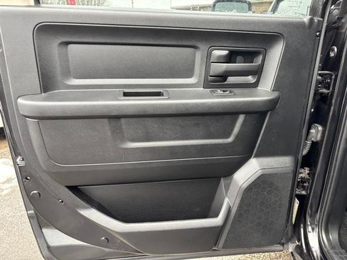 Used 2015 RAM 1500 Express image 12