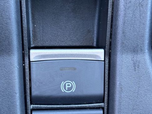 Certified 2025 Honda Accord SE image 33