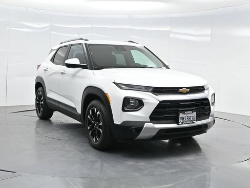 Used 2023 Chevrolet TrailBlazer LT FWD image 59