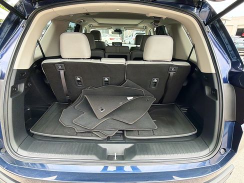Certified 2024 Honda Pilot Touring image 27