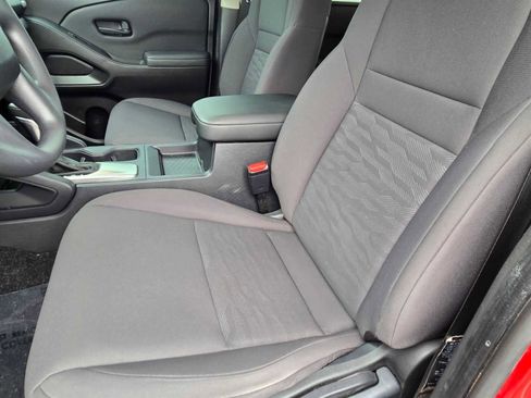 Used 2022 Nissan Frontier S w/ Technology Package image 19