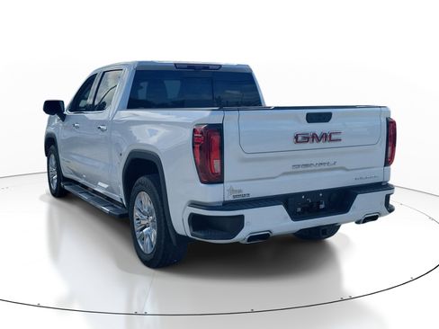 Used 2024 GMC Sierra 1500 Denali w/ Technology Package AWD/4WD image 4