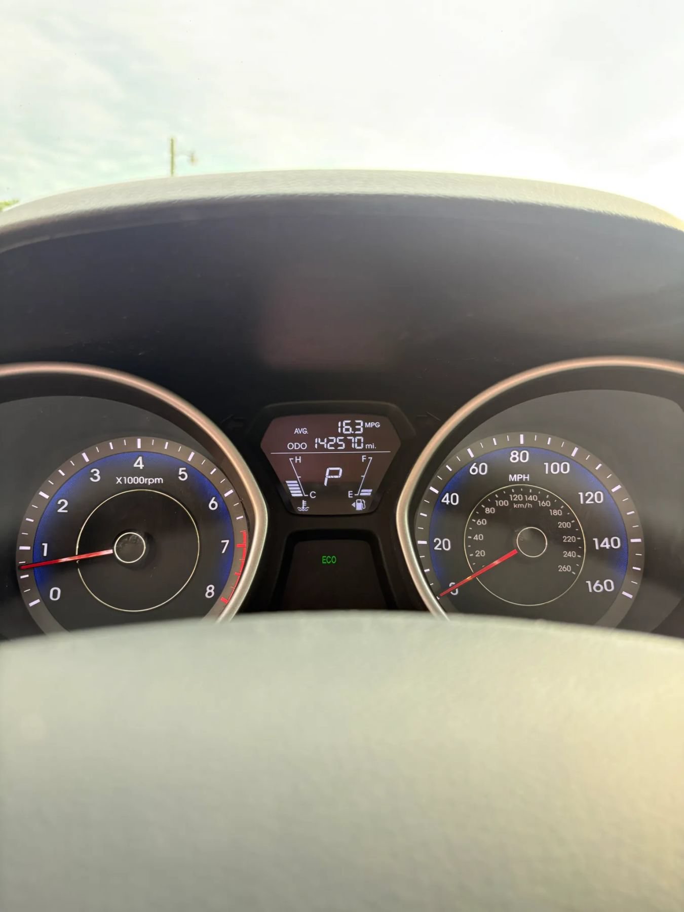 Used 2012 Hyundai Elantra GLS w/ Preferred Pkg 3 FWD image 16