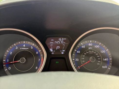 Used 2012 Hyundai Elantra GLS w/ Preferred Pkg 3 FWD image 16