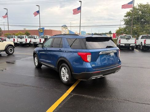 Used 2020 Ford Explorer XLT w/ Equipment Group 202A AWD/4WD image 5