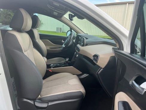 Used 2019 Hyundai Santa Fe SEL FWD image 25