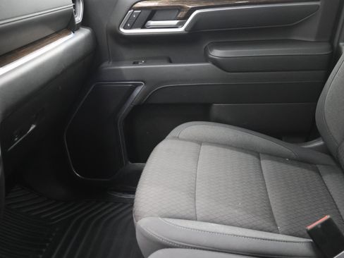 Used 2025 GMC Sierra 3500 SLE w/ SLE Convenience Package AWD/4WD image 12