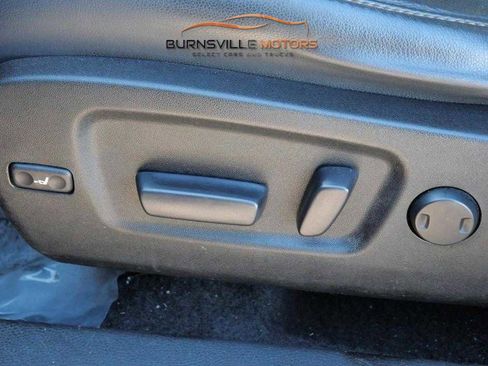 Used 2015 Toyota Highlander XLE image 17