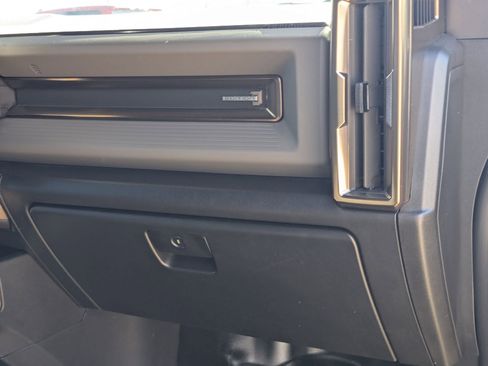 Used 2024 GMC Hummer EV 3X w/ LPO, Illumination Package image 22