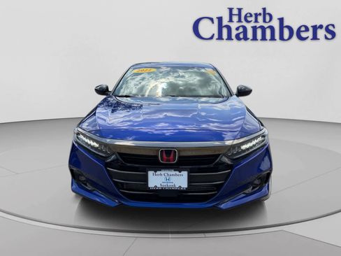 Used 2022 Honda Accord Sport image 2