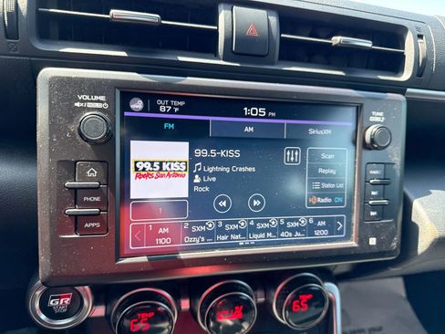 Used 2023 Toyota GR86 Premium image 12