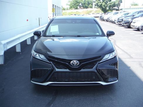 Used 2021 Toyota Camry XSE FWD image 5