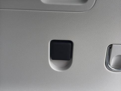 New 2025 GMC Acadia Denali w/ Super Cruise Package image 13